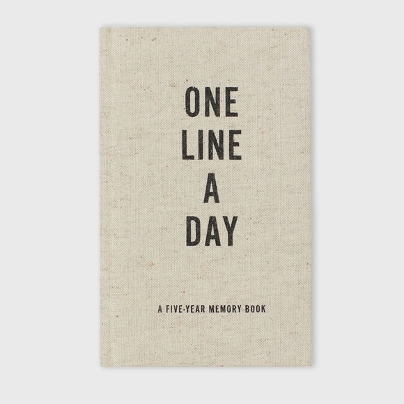 Chronicle Books Other - Chronicle Books One Line A Day Memory Book - Natural Linen & Black Text